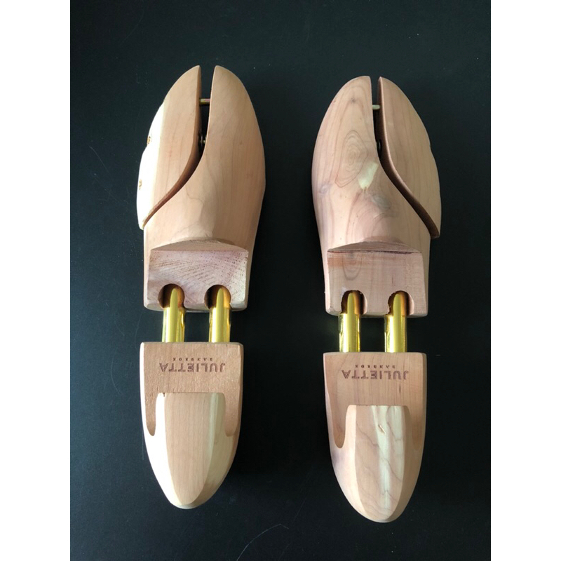 ดันทรงรองเท้า Shoe tree Julietta Bangkok juliettabkk 35/36 Made with Res Cedar Wood from The USA