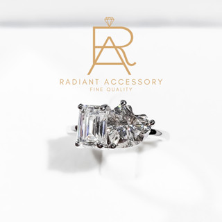 แหวนเงินแท้ชุบทองคำขาว เพชรคู่ Heart &amp; Emerald cut เพชร Moissanite พร้อมใบเซอร์