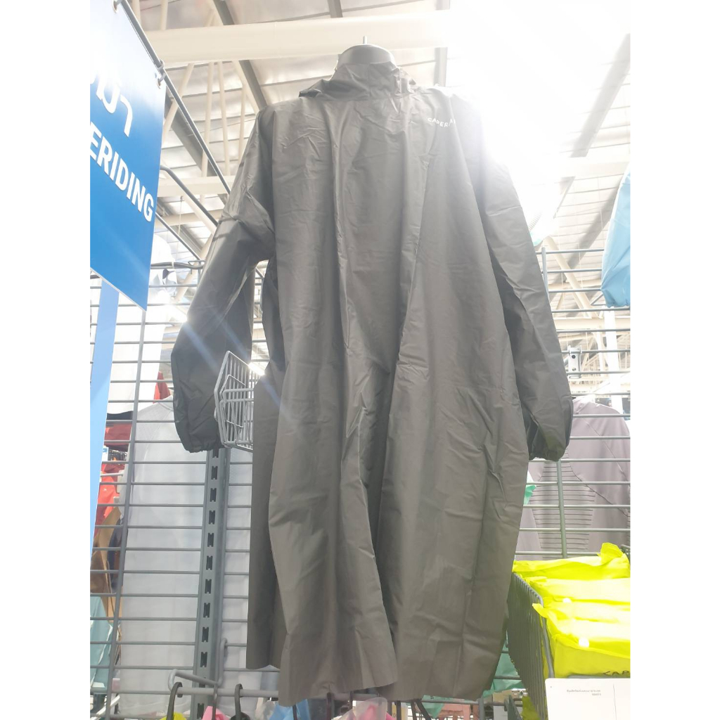Decathlon แท้ เสื้อกันฝน แบบพับได้ พกพาสะดวก ยี่ห้อ CAPERLAND ของแท้