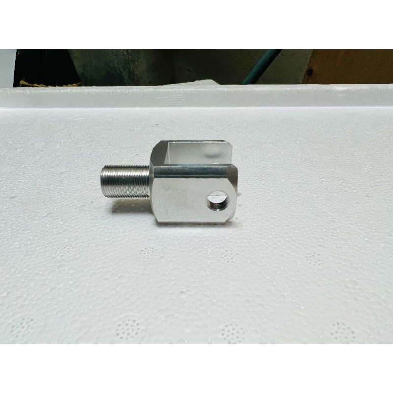 หูผ่าใส่กับโช๊คหลังOHLINSและรุ่นอื่นๆ