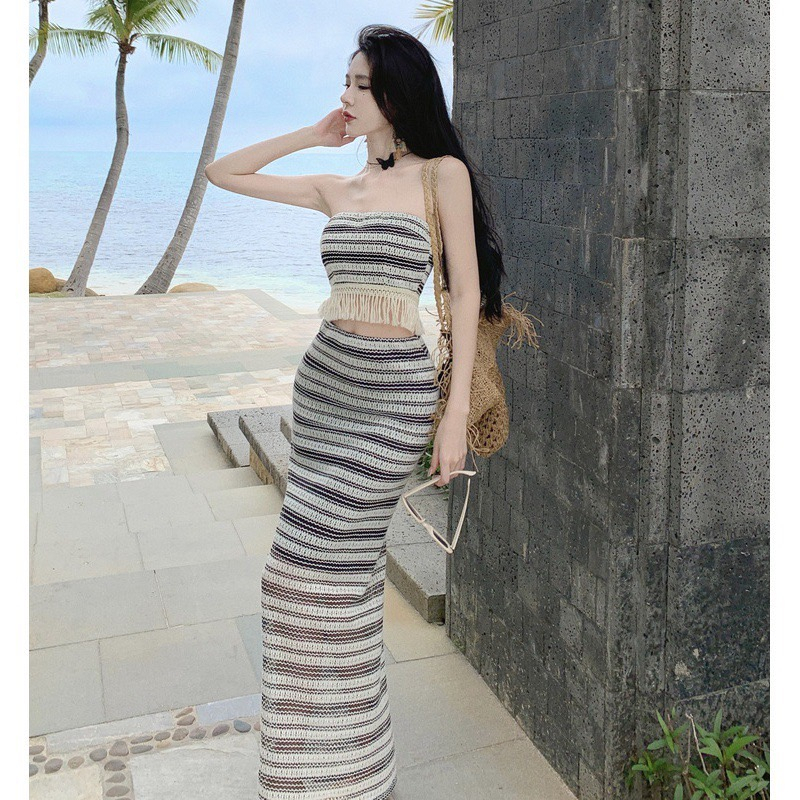 AC1293 ชุดเสื้อแขนกุด กระโปรงยาว ผ้าถัก ลายทาง สีขาวดํา 2 ชิ้น งานดี สวย เซ็กซี่มาก