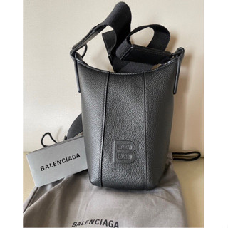 Balenciaga Hourglass Phone Holder ของแท้ อุปกรณ์ครบ