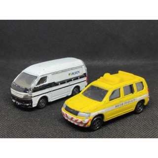 Tomica Toyota Hiace &amp; Probox