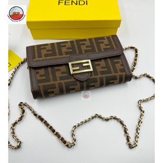 กระเป๋าผู้หญิง‍ กระเป๋าสะพาย Fen Di ขนาด 8นิ้ว ใส่โทรศัพท์ได้ มีหลายช่องมีช่องใส่การ์ด มีพร้อมกล่อง
