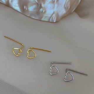 149-littlegirt gifts-Hollowed heart shape stud earrings