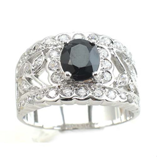 แหวนเงินแท้  925  พลอยนิล  หรือ สปินเนล  Black  Spinel  น้ำหนัก   1.89  กะรัต  สวยมากค่ะ