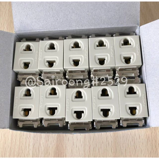 Nature [ N P ] ปลั๊กฝัง รุ่นเก่า สีครีม 10A/250V (ยกกล่อง 10 ตัว)
