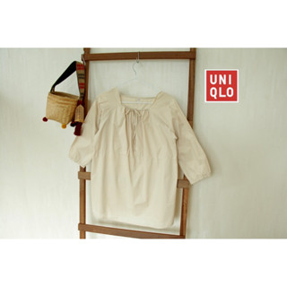 UNIQLO x Cotton x L สีครีม ไม่ตำหนิ อก 40 ยาว 26 Code : 462(4)