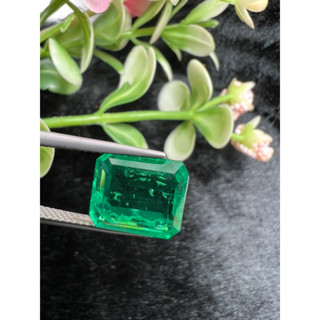 Biron emerald octagon 4.05 carats