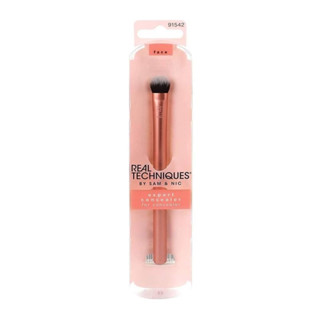 แปรงแต่งหน้า Real Techniques Expert Concealer Brush RT 210