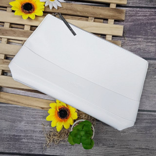 กระเป๋า Lancome pochette clutch หนังสีขาว กระเป๋าถือ