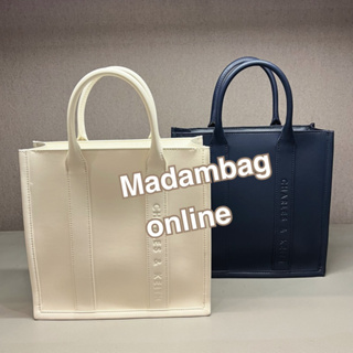 Charles Keith Clover Trapeze Tote Bag  กระเป๋าถือใบใหญ่ พร้อมกระเป๋าเล็กใส่ของ