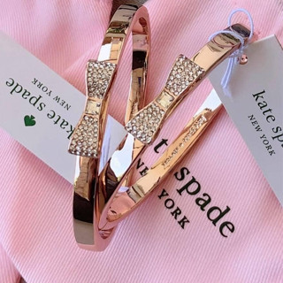 พร้อมส่ง แท้ 🇺🇸💯% New กำไล  Kate Spade Ready Set Bow Pave Bow Bangle สี Rose Gold มาพร้อมถุงผ้า