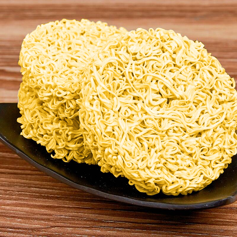 บะหมี่ไข่แห้ง เส้นเปล่า กึ่งสำเร็จรูป ขนาดก้อน 45 กรัม แพ็ค 48 ก้อน เส้นเหนียวนุ่ม สำหรับต้มและผัด