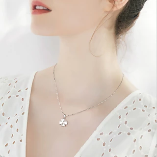 nnjew สร้อยคอ รุ่น 4 Leaf Clover Pendant Necklace เครื่องประดับ แฟชั่น