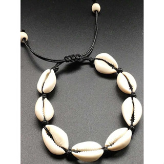 [SIS.SIE พร้อมส่ง] สร้อยข้อมือเปลือกหอย ปมแต่งลูกปัดกลม แบบเชือก ปรับสายได้ [No.B001-1] สร้อยไปทะเล