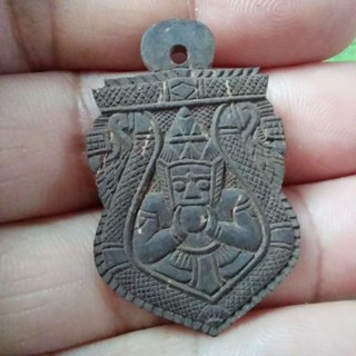 ราหู วัดศรีษะทอง  กะลาแกะ ศิลป์ สวยๆๆ งาม เป็นเอกลักษณ์ เฉพาะงานมือครับควรแก่การสะสม