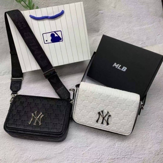 กระเป๋าสะพาย NY Monogram Unisex Cross body +พร้อมกล่อง