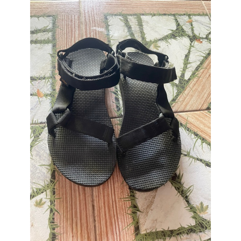 รองเท้ารัดส้น tava มือสอง ยาว23ซม.