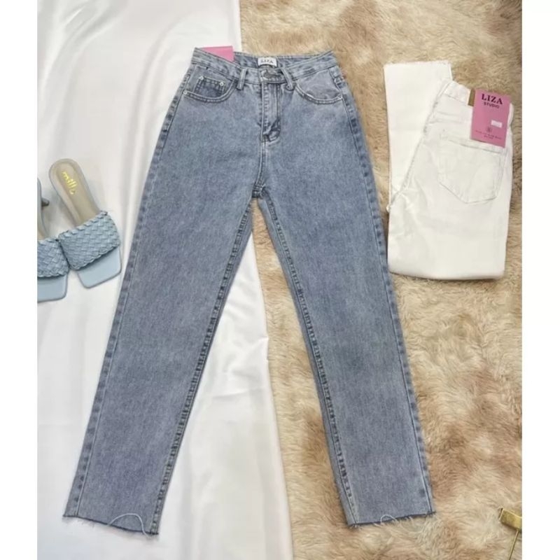 กางเกงยีนส์ทรงบอยสลิม เอวสูง สียีนส์อ่อน ไซส์xl ป้าย Liza studio
