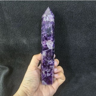 แท่งหินเชฟรอนอเมธิสต์ หินอเมทิสต์ อเมทิสต์(chevron Amethyst)Amethyst สูง 18 ซม.กว้าง 3.8 ซม.หนา 3.4 ซม.น้ำหนัก 367.7 g.