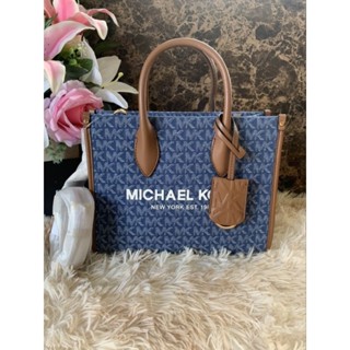 👜กระเป๋าสะพาย ผ้ายีนส์สวยมาก 👜👜ม🥳NEW MICHAEL KORS Tote Mk mirella หายากมาก