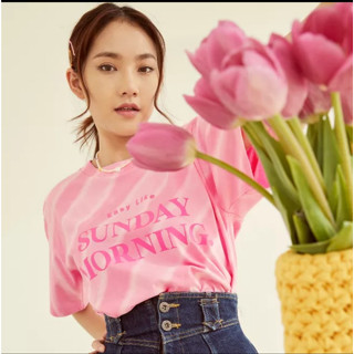 เสื้อยืด Hidden Folder สีชมพู ลาย Pink Sunday Morning ไซส์ M ของใหม่ป้ายห้อย