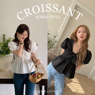 โค้ด WYEBYC ลด 45.- #LC261 Croissant Top