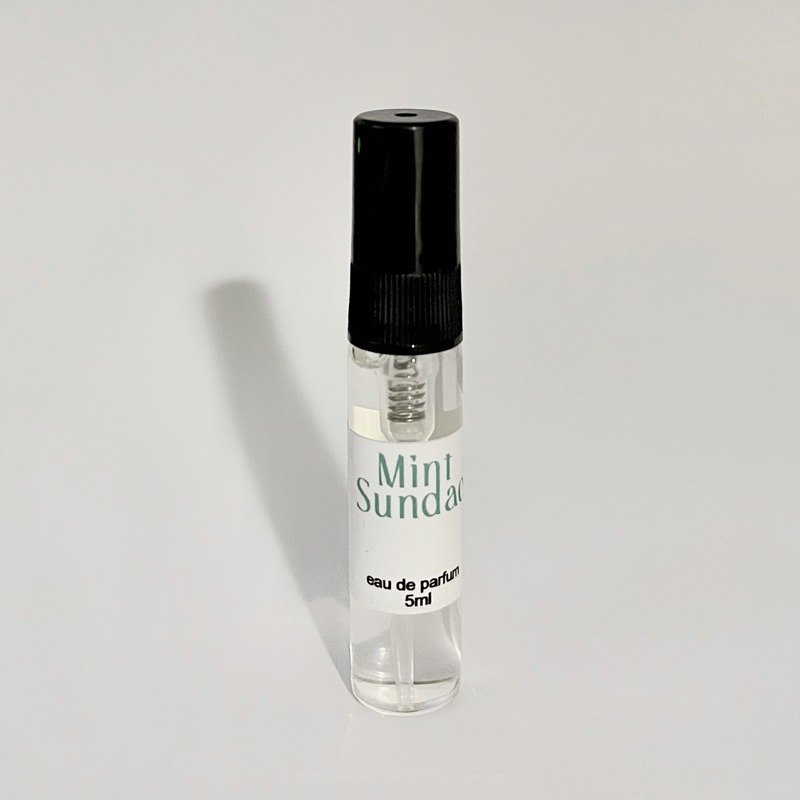 SATURN PARADE น้ำหอมขนาดทดลอง Mint Sundae 💚🤍