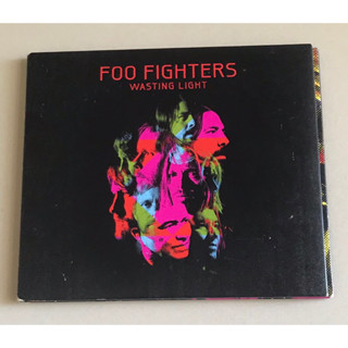 ซีดีเพลง ของแท้ ลิขสิทธิ์ มือ 2 สภาพดี...ราคา 299 บาท “Foo Fighters” อัลบั้ม "Wasting Light" *แผ่น Made In USA*