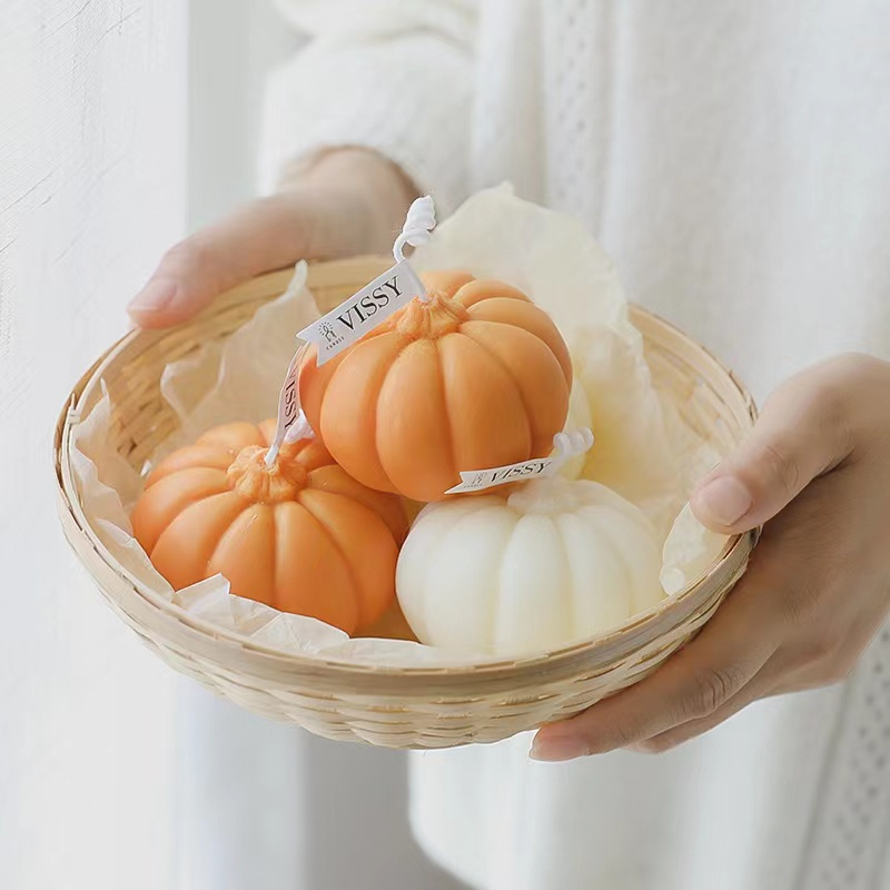 O•urHome [พร้อมส่ง] เทียนฟักทอง Pumpkin candle เทียนหอม ของขวัญเล็ก ๆ ที่สร้างสรรค์ ของตกแต่งบ้านแฮนด์เมด ฮาโลวีน