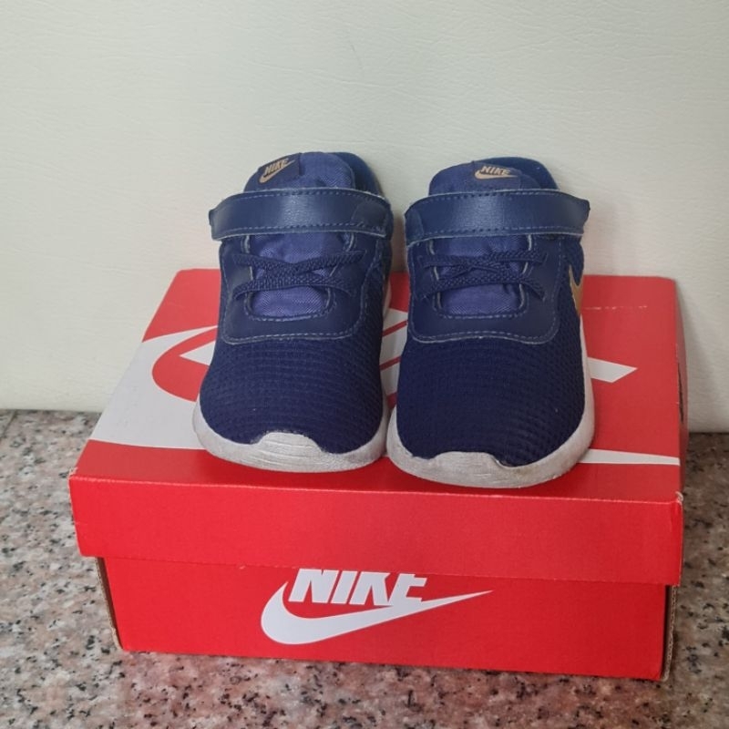 รองเท้าเด็ก Nike แท้ 100% size US 8C