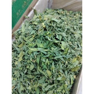 Alfalfa หญ้าอัลฟัลฟ่าคัดใบอบแห้งคัดเกรดรวมกล่อง 1kg. อาหารสำหรับกระต่าย สัตว์ฟันแทะ