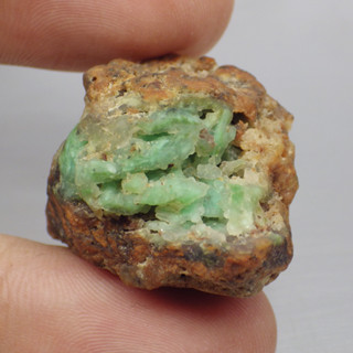 พลอย ก้อน ดิบ คริสโซเพรส ธรรมชาติ แท้ ( Unheated Natural Chrysoprase ) 79.7 กะรัต