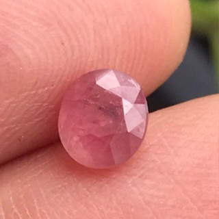 1.29ct พลอยแซฟไฟร์ส้มชมพู เผาใหม่ Oval Orangish Pink Sapphire Africa (Heated Glass Filling)