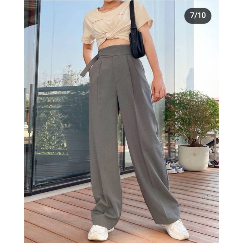 กางเกงขายาวสีเทาจากร้านsummerry.official