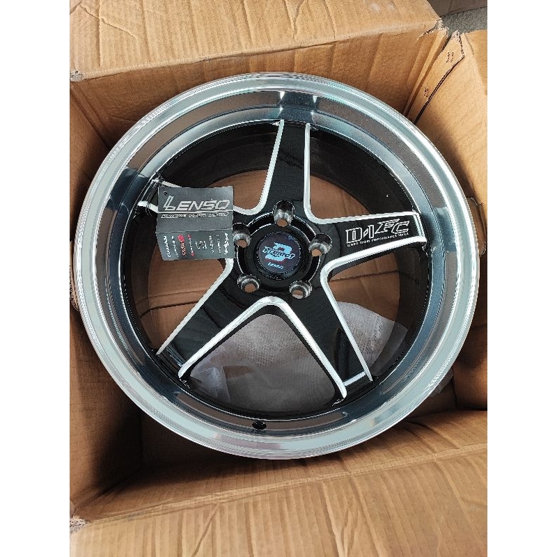 มือ1 ตัวโชว์ ล้อแท้ Lenso D1fc ขอบ18 กว้าง8.5 et35