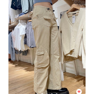 พรีออเดอร์ PREORDER Brandy Melville Kim Cargo Pants ของแท้ 100% (Light Beige)