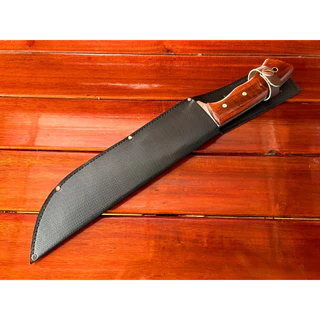 มีดเดินป่า ทรงมาเซเต้ เหล็กแหนบ ชุบแข็ง ปัดขาว เปิดคม 100% ด้ามไม้ประดู่ สันหนา 5 มิล ใบยาว 10 นิ้ว ฟรีซองหนัง อรัญญิกแท