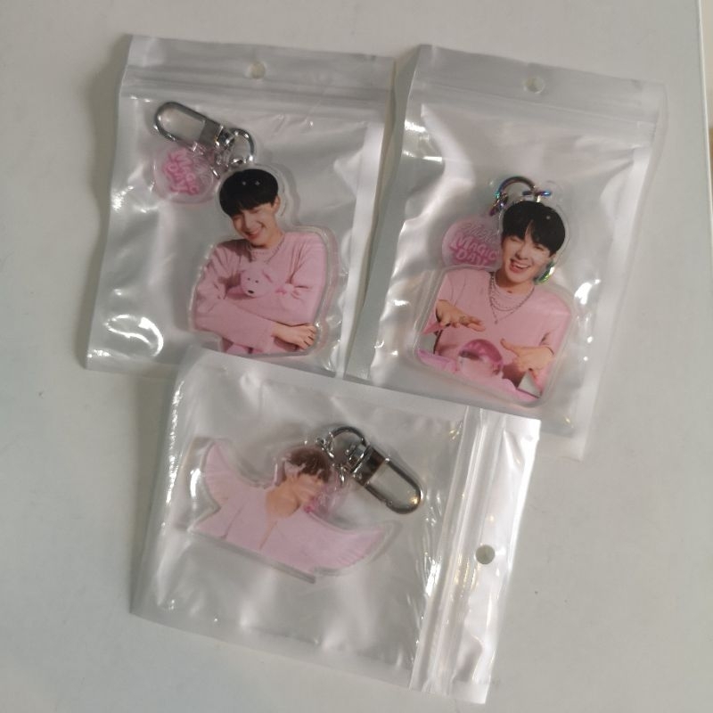 พวงกุญแจนุนิว official nunew magic day