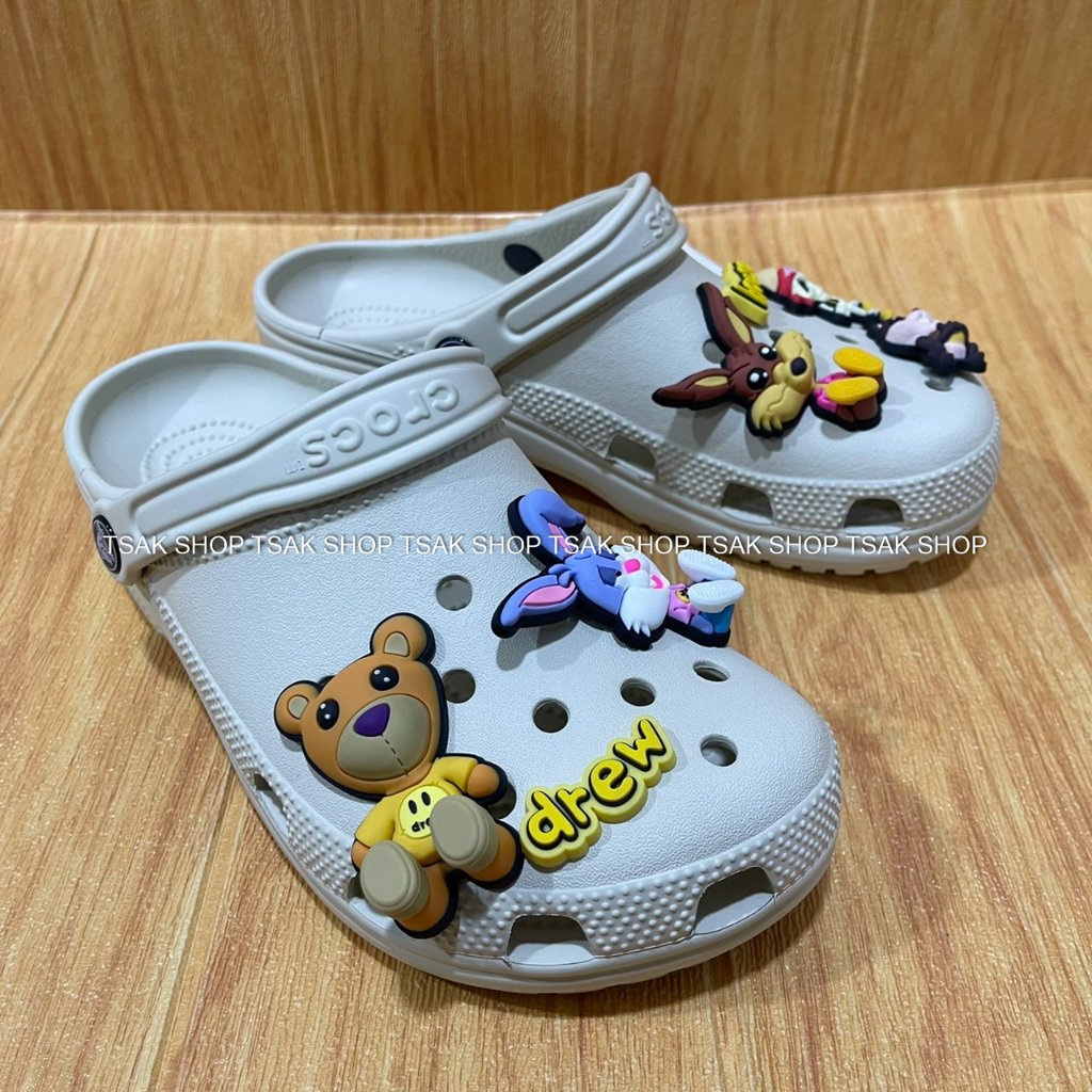 รองเท้าแตะ แบบสวม Crocs Classic drew house ไซส์ผู้หญิง สวย น่ารัก 36---40