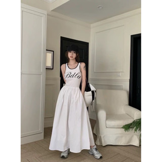 kloset A - Maxidress แขนกุดสกรีนตัวอักษร