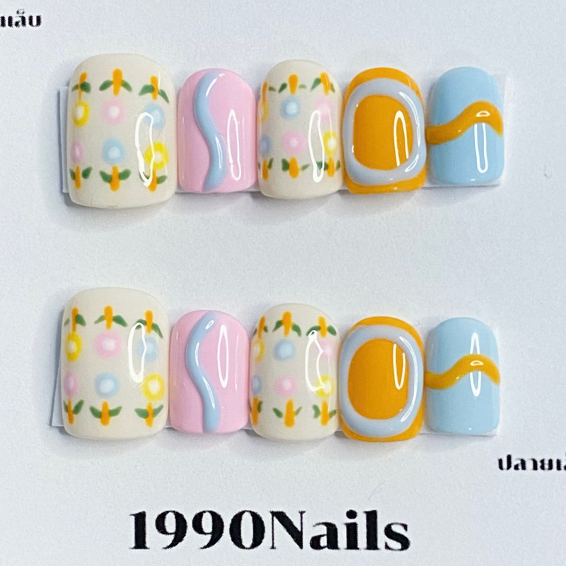 เล็บปลอมสำเร็จรูปพร้อมส่ง เล็บเจลแท้ 100% ฟรีกาว-ตะไบ-แผ่นเช็ดหน้าเล็บ มีทรงให้เลือก