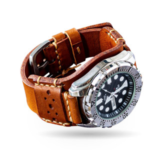 สายนาฬิกาข้อมือหนังแท้แฮนด์เมด Vintage-CL-A (นาฬิกาไม่รวมในรายการขาย) Full bund strap Tan Leather watch cuff by Tangmo G