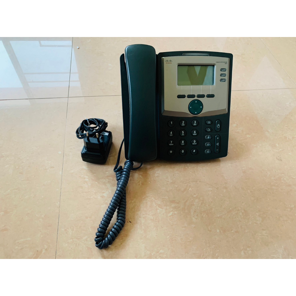โทรศัพท์ IP Phone Cisco SPA 303 3-Line IP Phone Data Sheet สินค้ามือสอง (ราคานี้ไม่รวม Adapter)