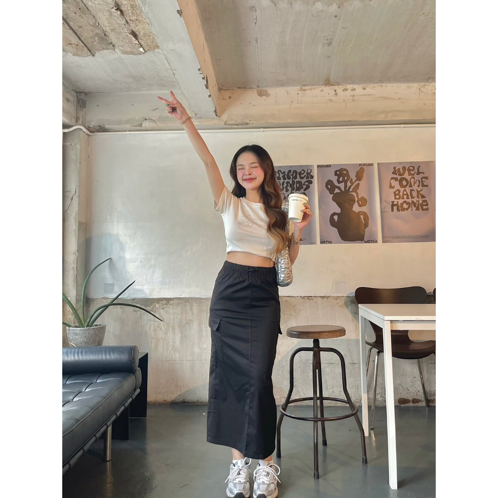 ส่งทันที Cici(NO. New1135/2335)กระโปรงยาวผ้าร่มทรงเอ ทรงสวย ผ้าเบาใส่สบาย แมทช์ลุคปังๆได้หลายสไตล์ - รูปที่ 3