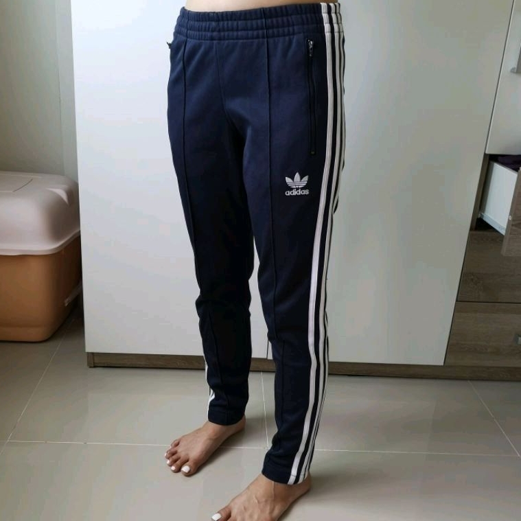 Adidas 3 stripe track pants Navy กางเกงวอร์มสีกรมเข้ม งานเกาหลี ขนาดS สภาพดีเว่อ