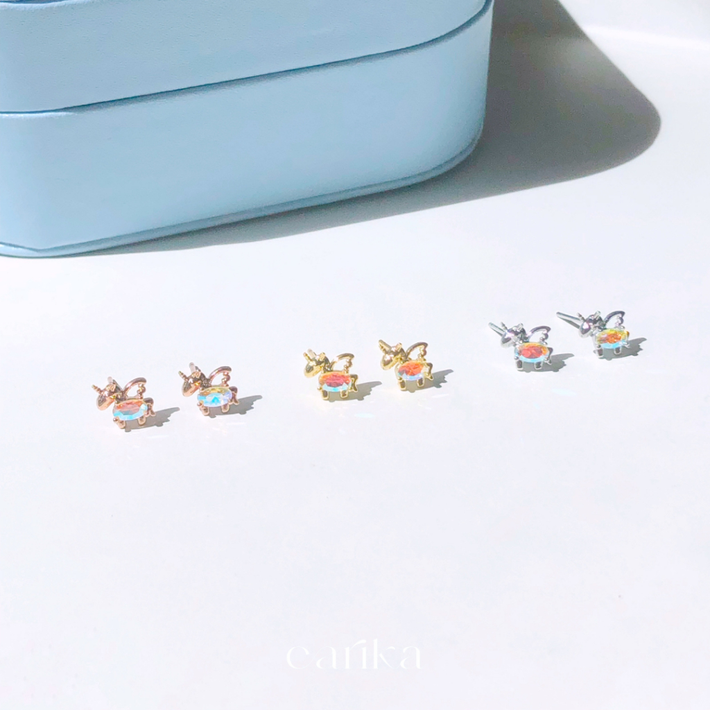 earika.earrings - little hologram pony stud ต่างหูยูนิคอร์นโฮโลแกรมก้านเงินแท้ (มีให้เลือก 3 สี) เหมาะสำหรับคนแพ้ง่าย