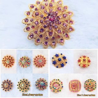 เข็มกลัดสีทองเพชรสีสวยๆ หลายขนาดอเนกประสงค์ ใช้ประดับเสื้อชุดไทย ชุดราตรี และชุดออกงาน