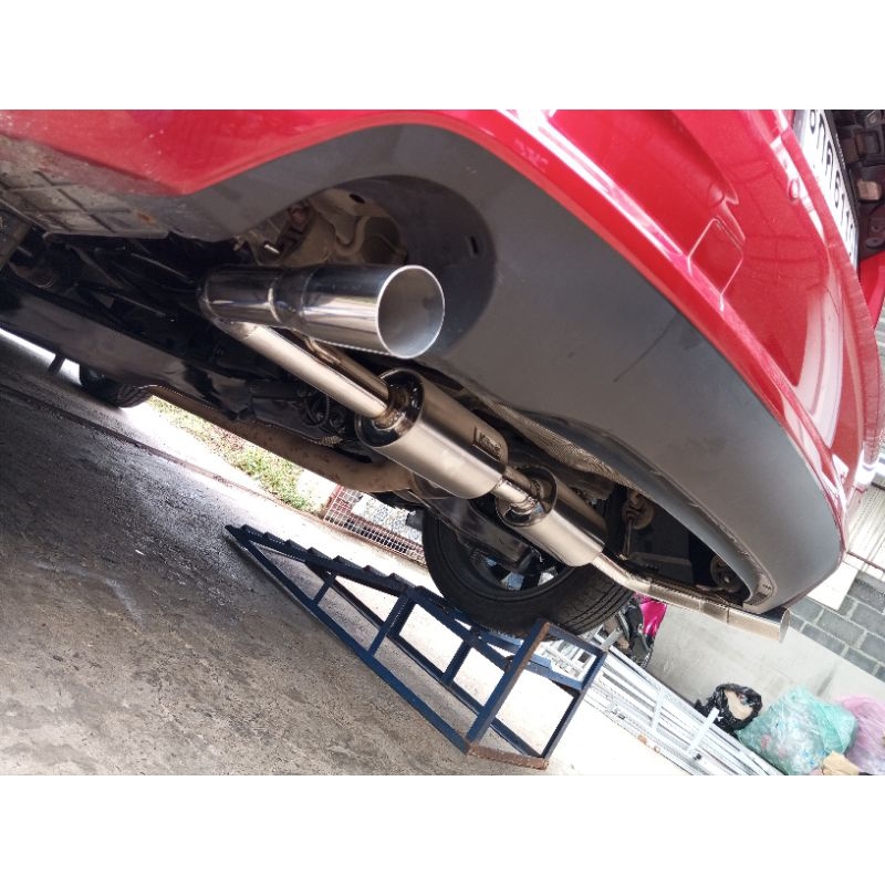 ท่อไอเสีย ปลายท่อคู่ ตรงรุ่น Mazda 3 (4 และ 5 ประตู)